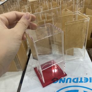hộp mica trưng bày sản phẩm