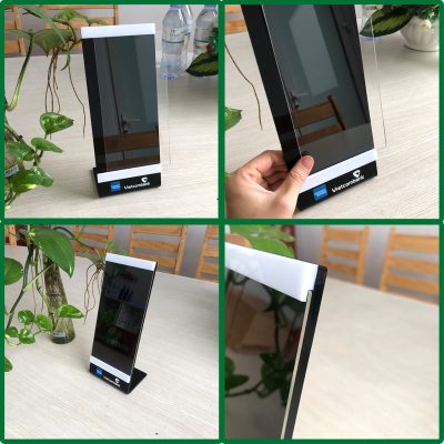 tent card chu L Tent card mica chữ L