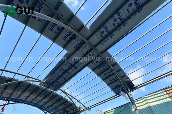 dac tinh cua tam polycarbonate 5 dac tinh cua tam polycarbonate 5