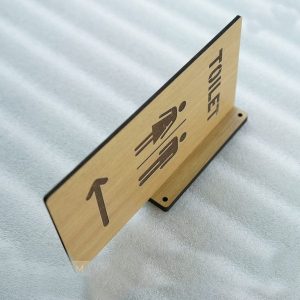 Bảng gỗ nhà vệ sinh Toilet 2 mặt decor kiểu nổi TL 12