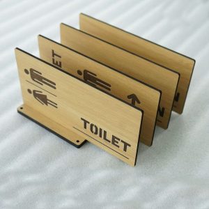 Bảng gỗ nhà vệ sinh Toilet 2 mặt decor kiểu nổi TL 12