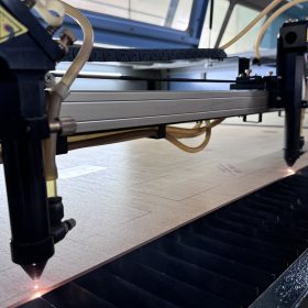 Dịch vụ khắc laser theo yêu cầu