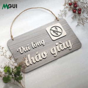 Bảng gỗ vui lòng tháo giày decor phòng