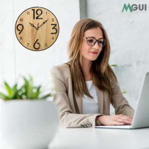 Dong ho go treo tuong phong cach don gian DH11 3 Đồng hồ gỗ treo tường phong cách đơn giản DH11