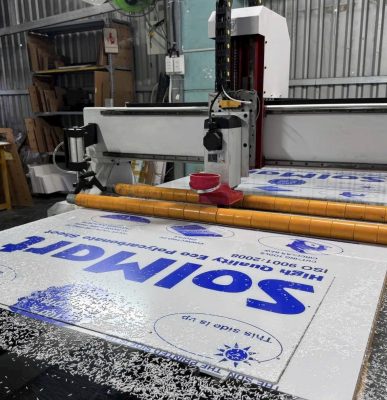 gia công tấm polycarbonate theo yêu cầu