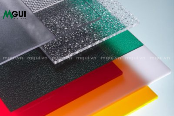 Tấm lợp lấy sáng Polycarbonate thông minh
