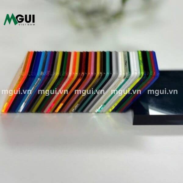 mica trong suot fs cc ps 5 1 Tấm nhựa Mica trong suốt (CC, FS, PS) 1-50mm chính hãng, chất lượng cao