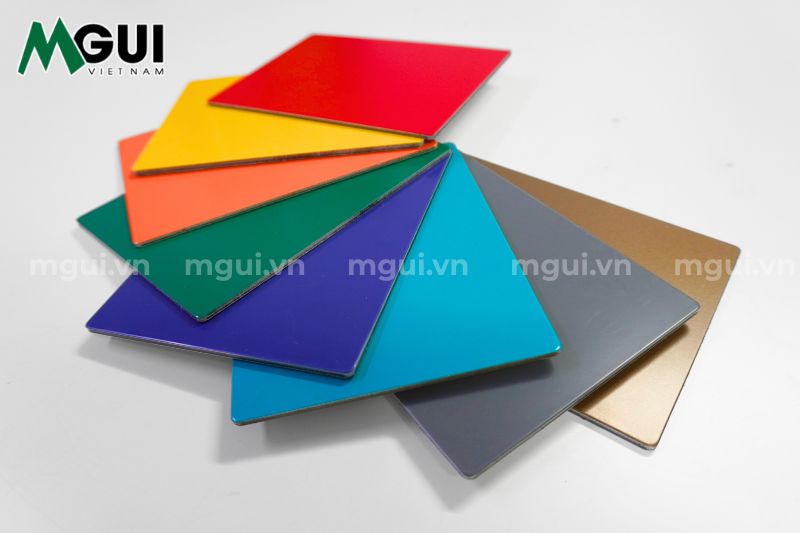 tam alu nhieu mau sac Giá tấm Alu phụ thuộc vào nhiều yếu tố